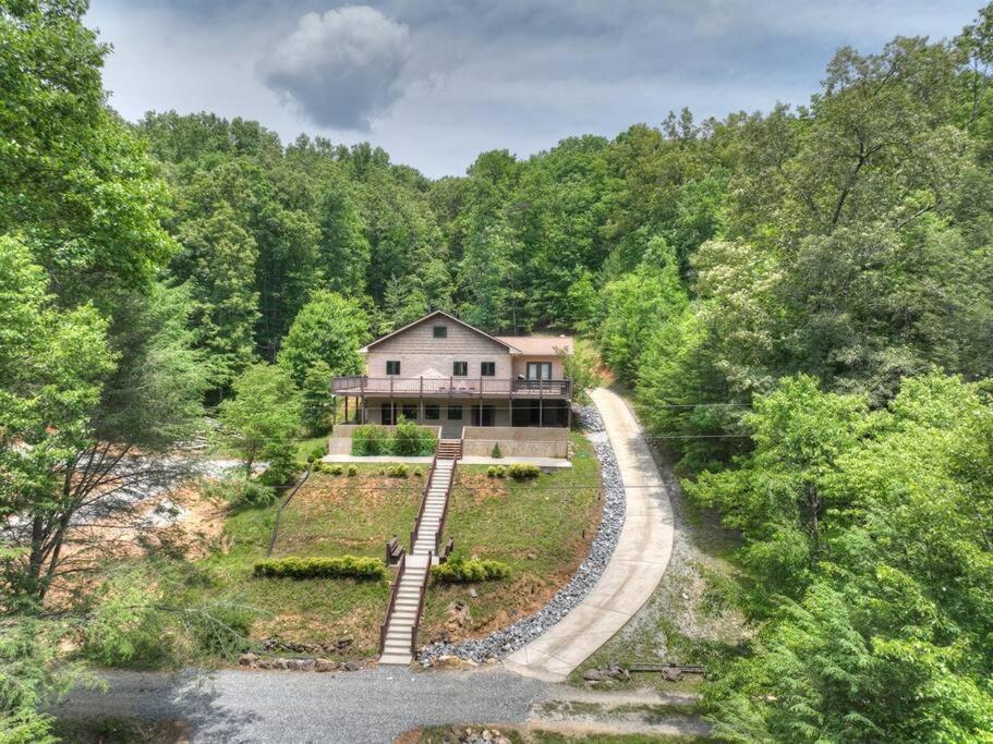 The Chariot - Creek Front With Hottub, Fire Pits, Billiards, Ev Charger - Sandalwood Stays Blue Ridge Exterior foto